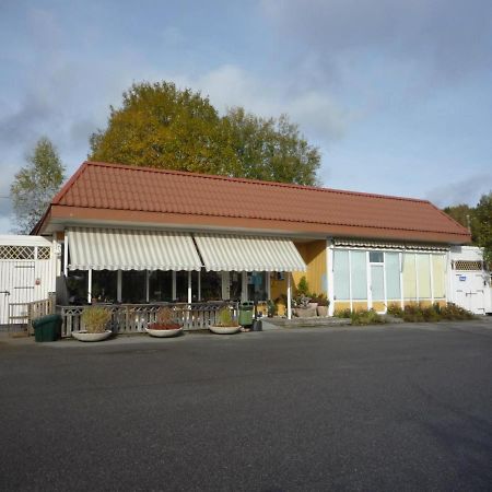 Haknaes Vandrarhem Järna Extérieur photo