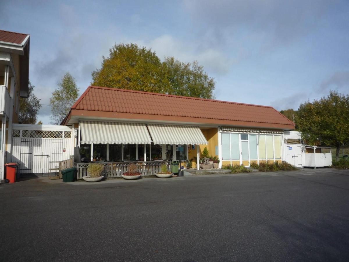 Haknaes Vandrarhem Järna Extérieur photo
