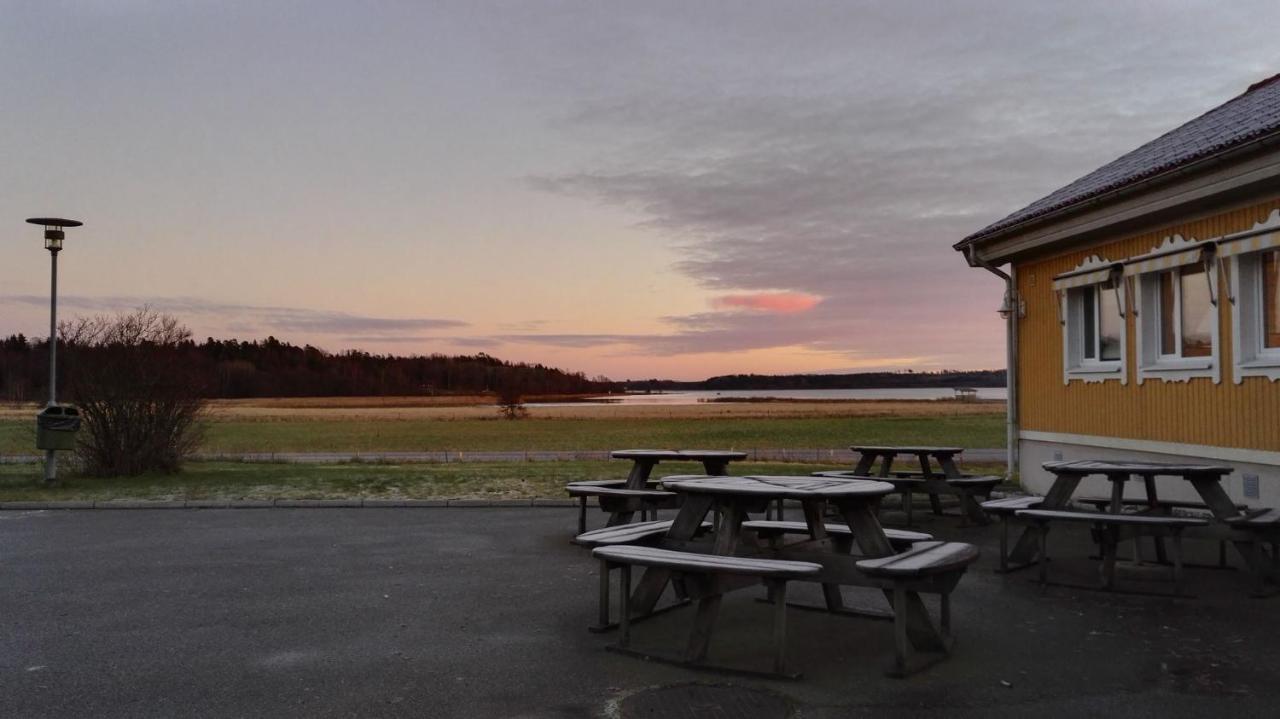 Haknaes Vandrarhem Järna Extérieur photo